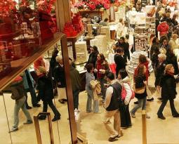 Летни и зимни разпродажби: удобно пазаруване по време на периоди на намаления Когато започнат есенните разпродажби